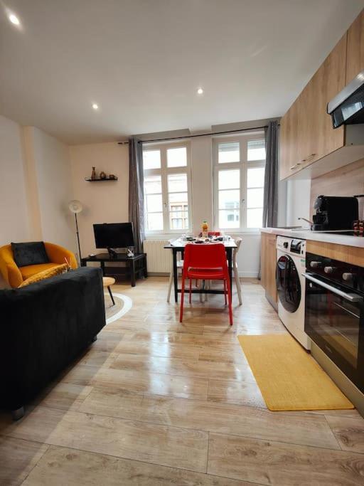 Апартаменты La Feline - Duplex - Vieux Valenciennes - Familial Экстерьер фото